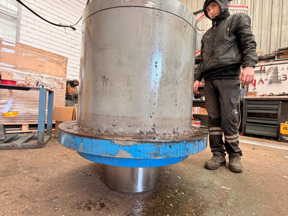500 mm Çaplı Hidrolik Piston Revizyonu